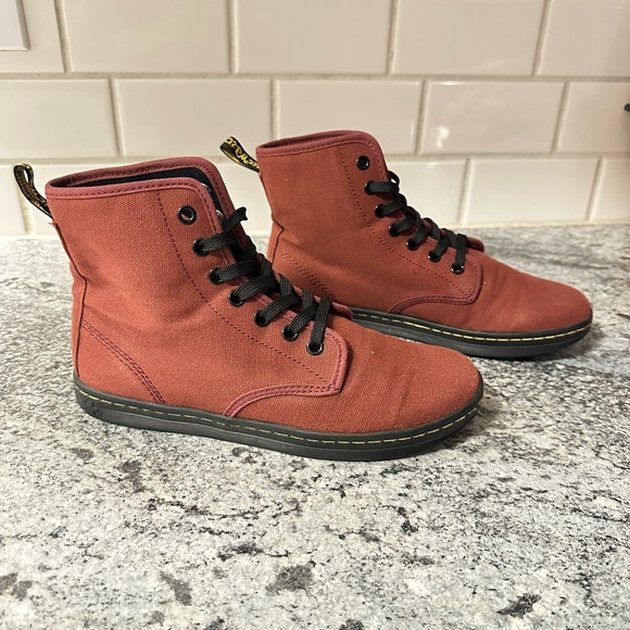 Dr. Martens Shoes - DOC MARTINS 7 Shoreditch Burgandy woman canvas boot casual minimalist casual